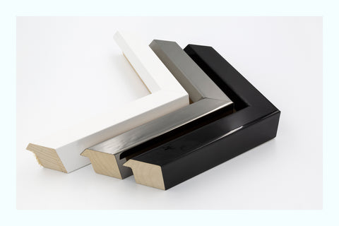 Thin Gold Distressed White Wood