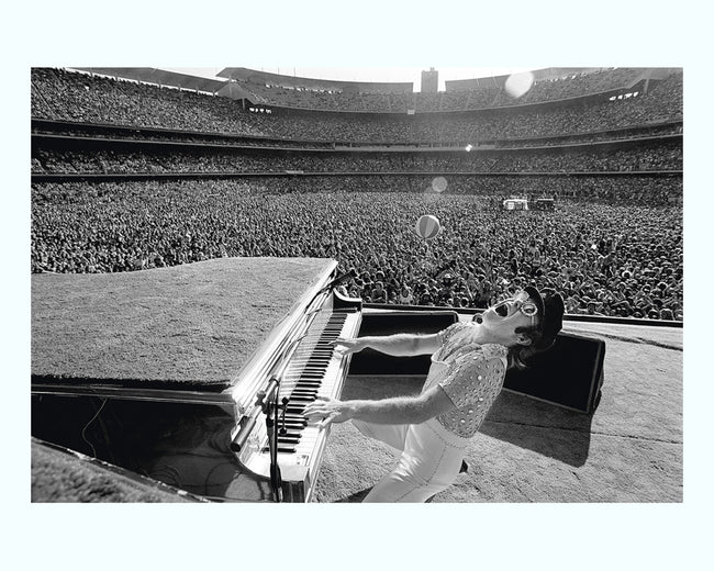 Elton John Performing in LA, 1975 Art Print