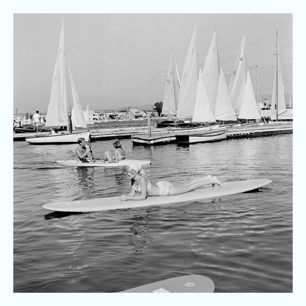 California Beach Girl Art Print - 55MAX